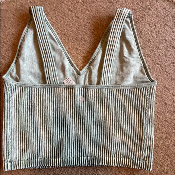 Assorted Ribbed Tank Tops - Picture 7 of 13